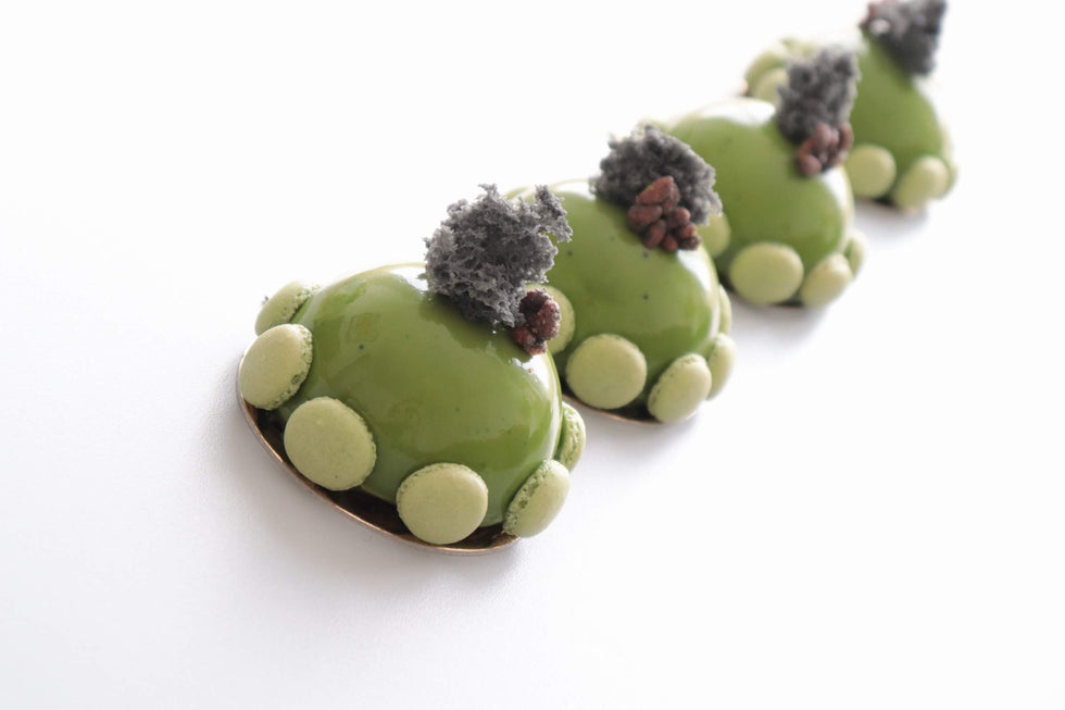 Dômes au sésame noir et matcha bio